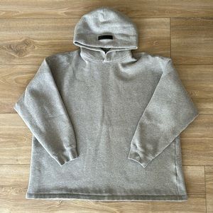 ESSENTIALS-FEAR OF GOD HOODIE
